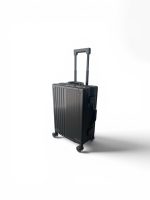 HEUER Aluminium Premium 2026 Stripe in Schwarz All-Inclusive Reise Paket + Heuer Aluminium Wallet in  Schwarz – Bild 3